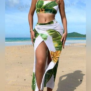 Shein Women Size XS 3 Piece Swimsuit Bikini Set Tropical Coverbottom New Swimset